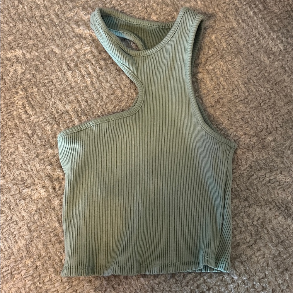Crop tops - Picture 3 of 7